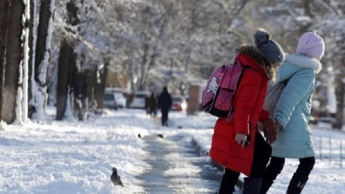 Зимние каникулы школьников продлятся 12 дней